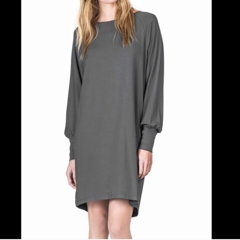 Lilla P Full Sleeve Gray Dress size Large R-1839